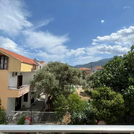 Meresi - Town Center Ξενοδοχείο με διαμερίσματα