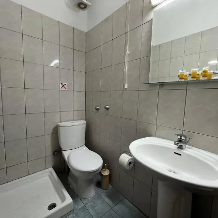 Meresi - Town Center 3* Λιμένας