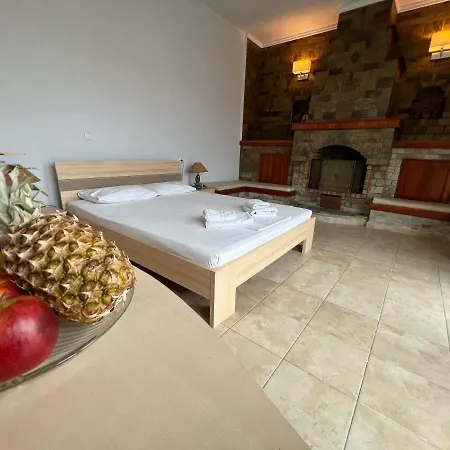 Meresi - Town Center Ξενοδοχείο με διαμερίσματα 3*